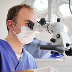 mikroskopische endodontie zahnwurzelbehandlung