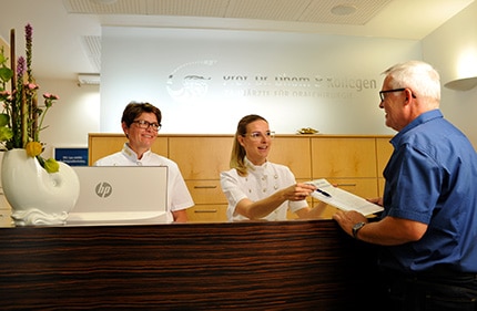 prof dhom implantologie team ludwigshafen 3 1